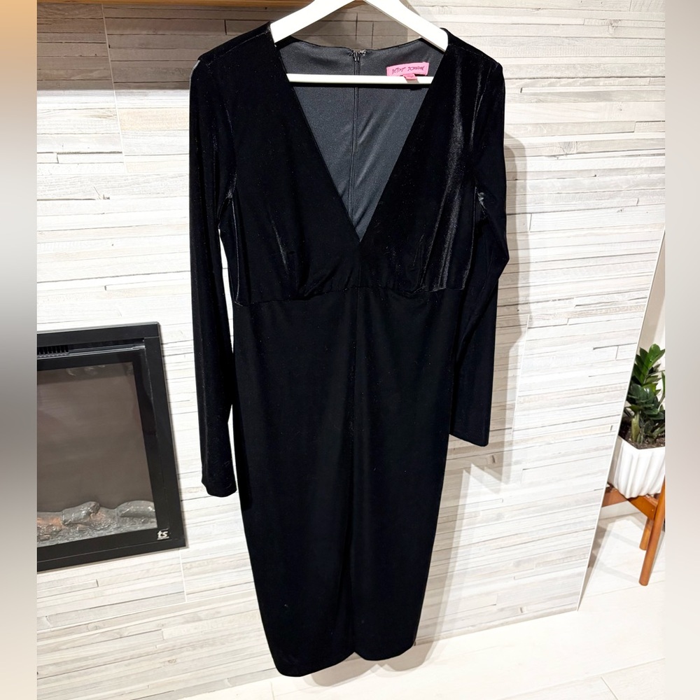 Betsey Johnson Black Velvet long sleeve v neck Midi Dress sz L 12
